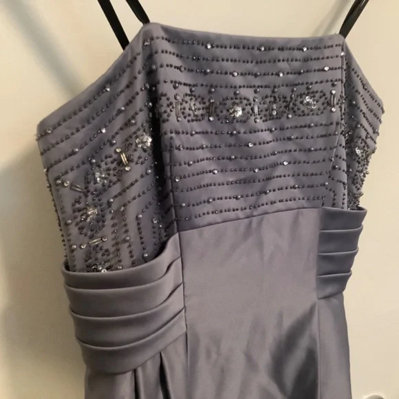 Nicole by Nicole Miller full length Ballgown, lilac, satin, strapless - Picture 5 of 7